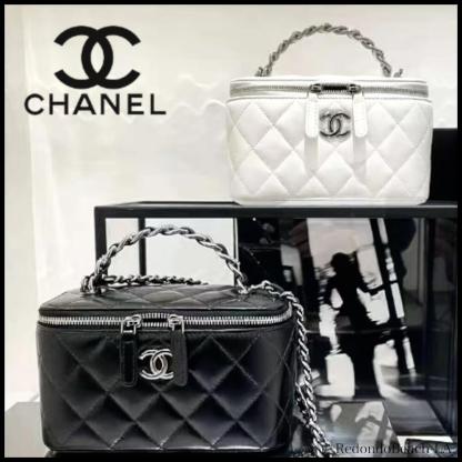 23K★大人シックに決まる★CHANEL★バニティケース★新ハンドル